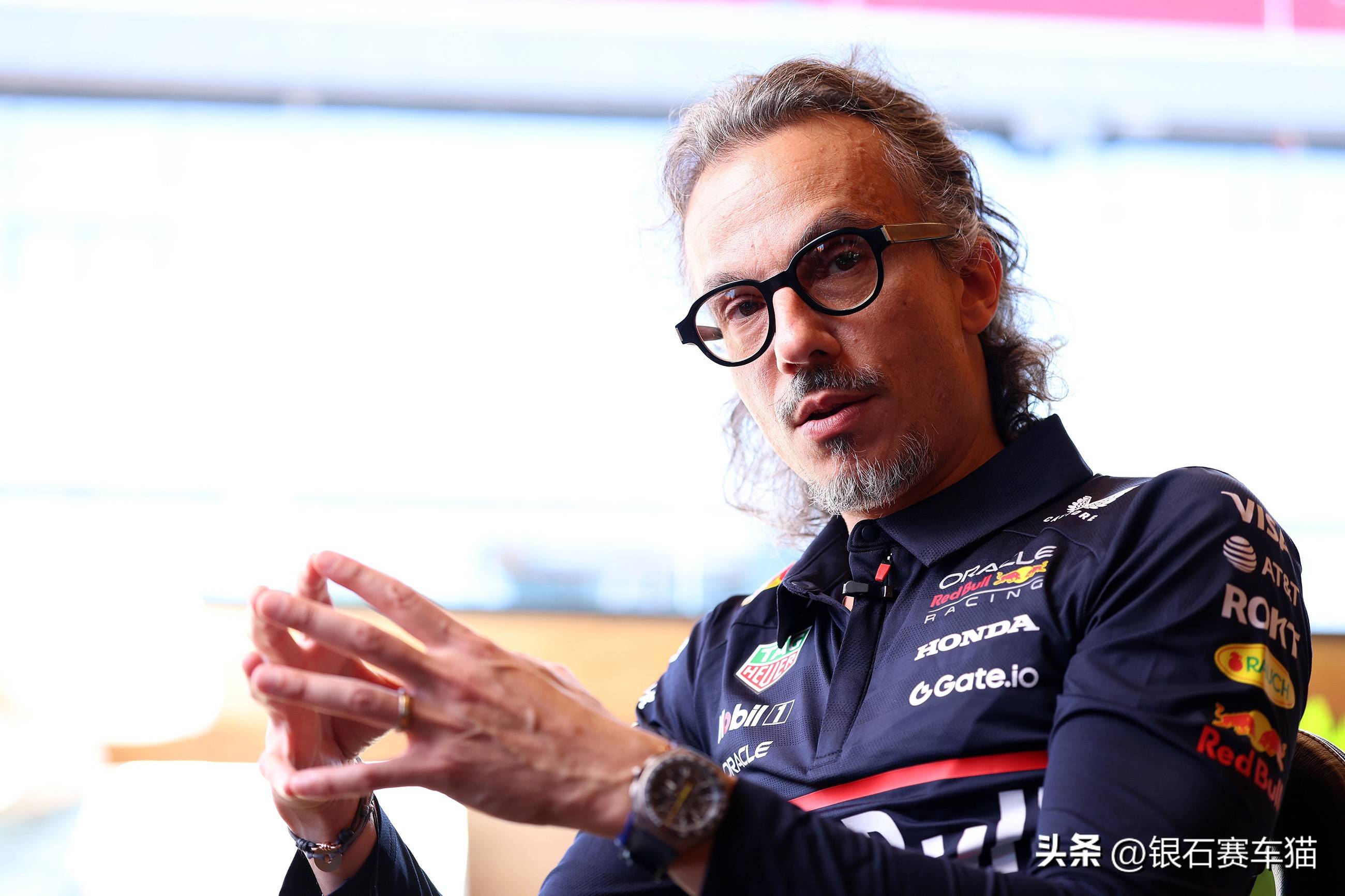 索伯车队翻盘迈凯伦,维斯塔潘带队取胜 索伯车队翻盘迈凯伦,维斯塔潘带队取胜