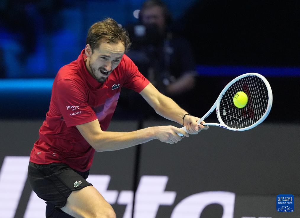 年终总决赛完胜联合杯，梅德韦杰夫刷新纪录