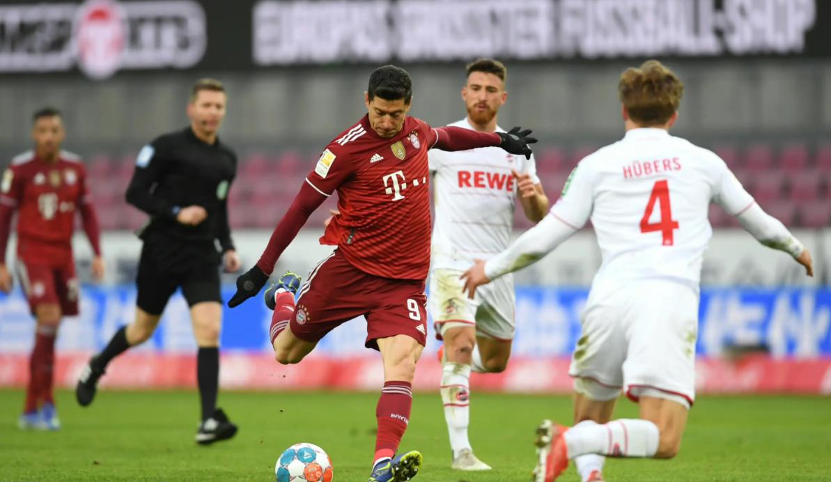 拜仁逆转英格兰，戈麦斯点燃赛场