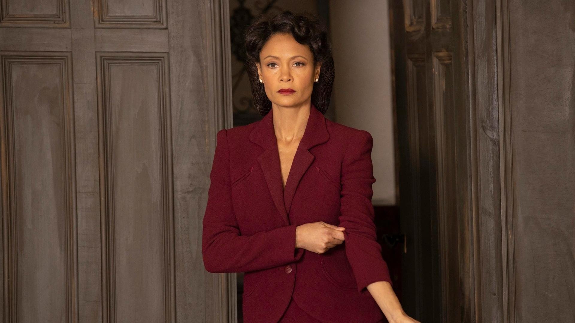 爱游戏APP-当足球上帝掷出骰子，方向盘后的孤注一掷与量子纠缠的胜利