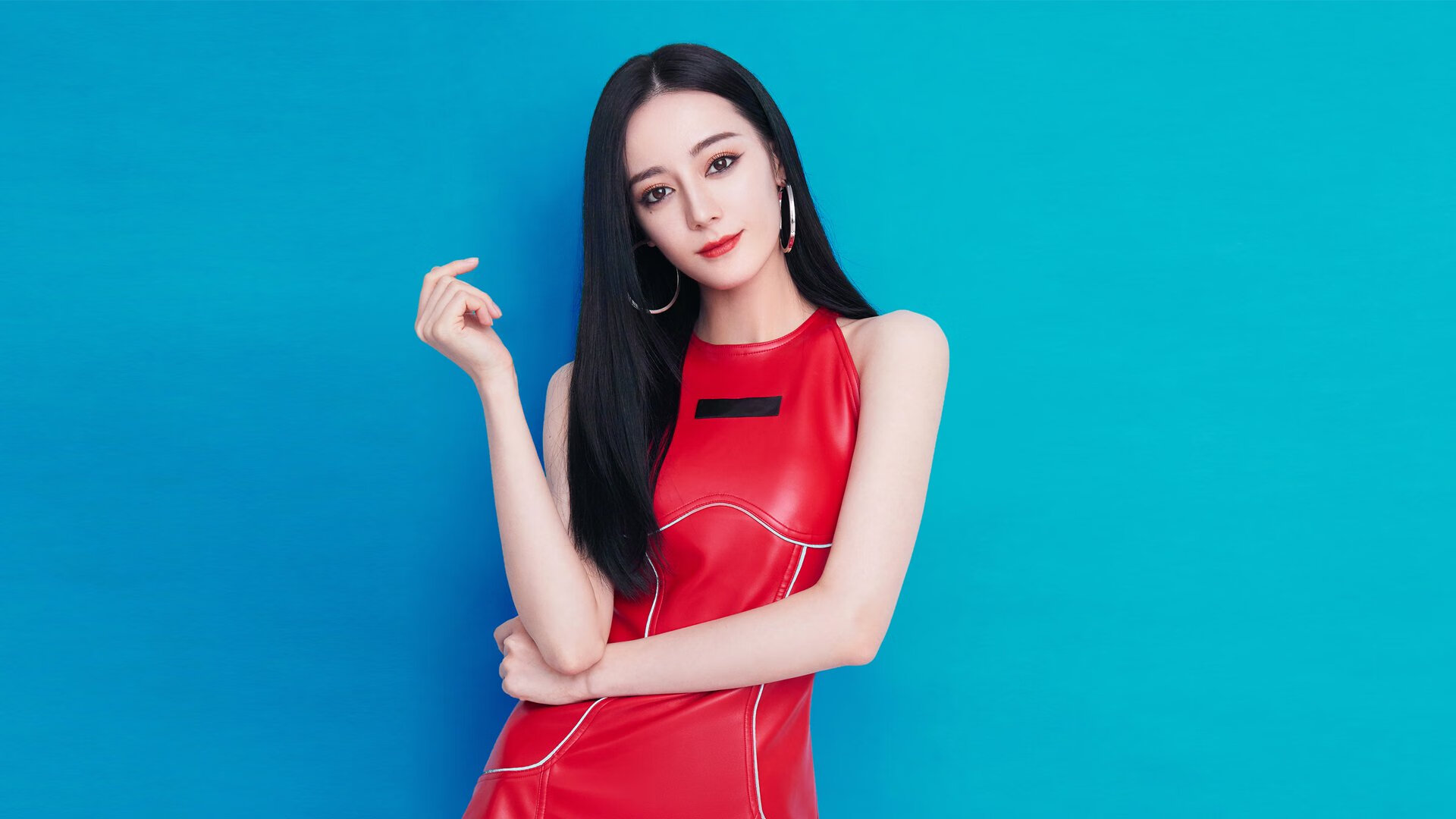 爱游戏娱乐-足球生死时刻，芬兰险胜加纳，苏亚雷斯东决关键战独揽大局